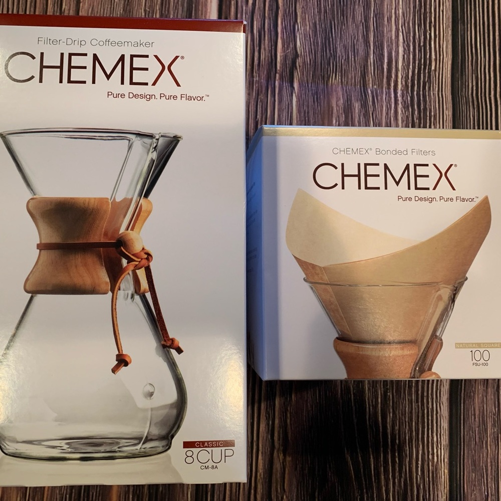 Chemex Pour-Over Glass Coffeemaker 8-Cup plus Chemex Bonded Filter 100 ct